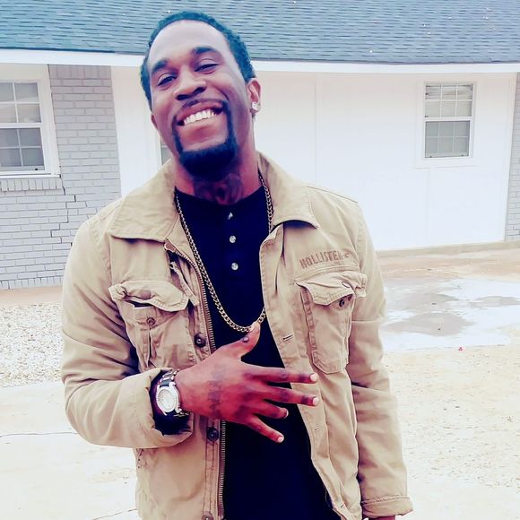 Meet your Posher, Robert - Picture 1 of 1